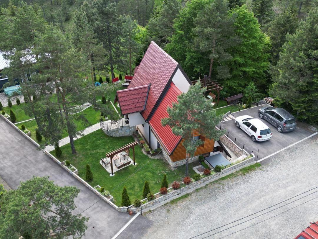 Sumske Price Divcibare Villa ภายนอก รูปภาพ